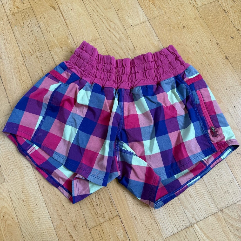 Lululemon Tracker Shorts Senorita Pink Size 2